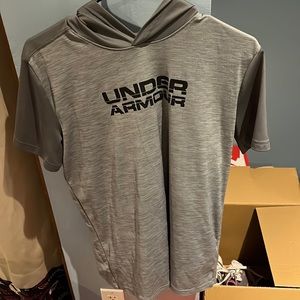 Under Armour Youth Extra Large Grey Hooded T-Shirt